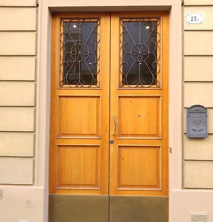 Via Della Cernaia Apartment Florence