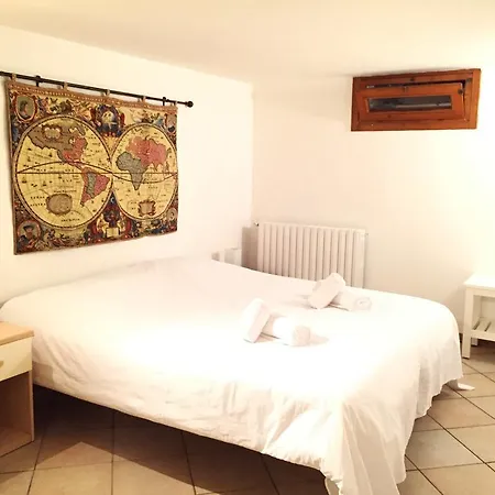 Via Della Cernaia Appartement